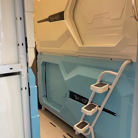 Pelangi Capsule Hostel Johor Bahru Bagian luar foto