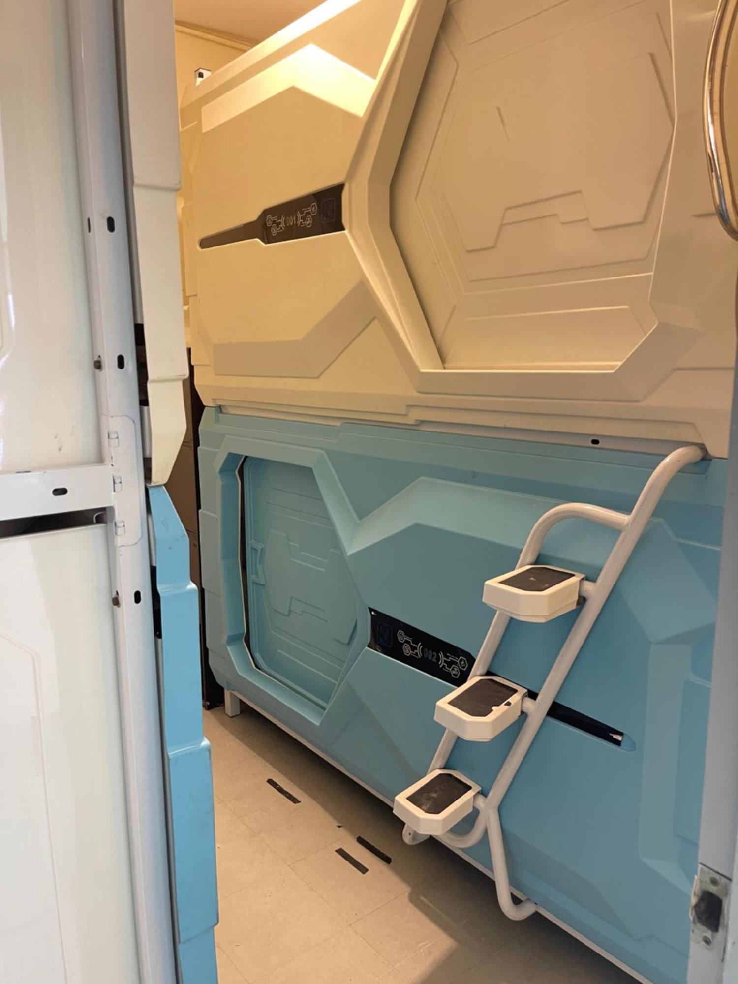 Pelangi Capsule Hotel kapsul